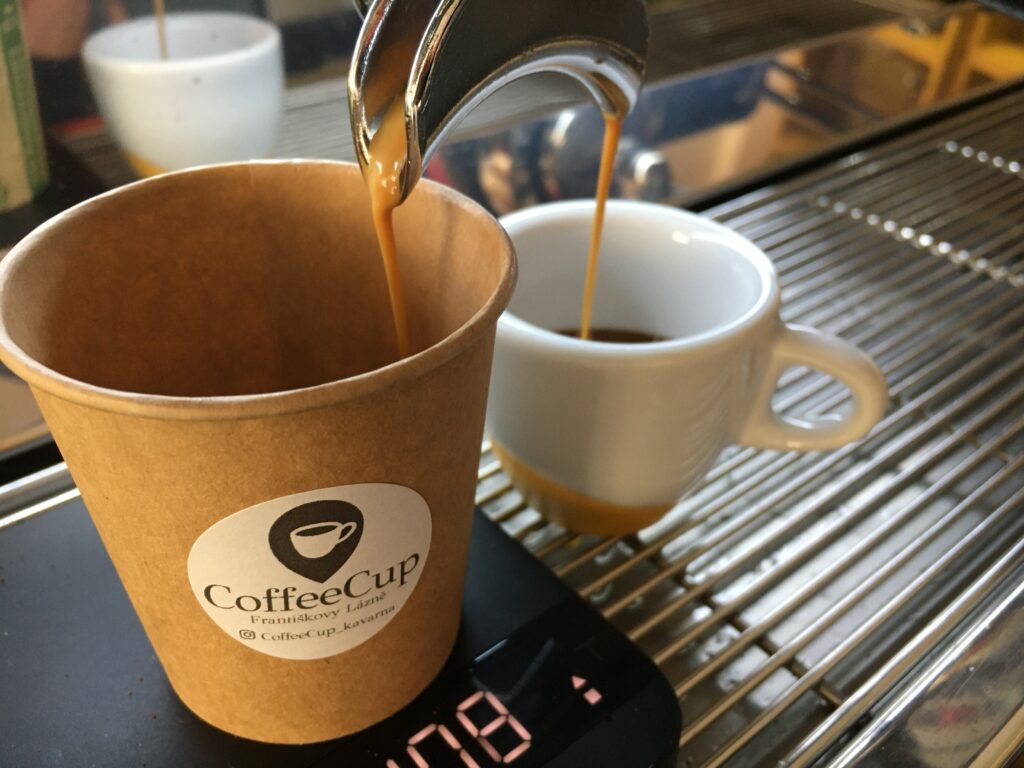 Kavárna a pražírna kávy Coffee Cup